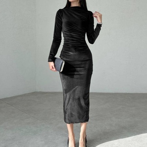 เดรสแฟชั่นผู้หญิงคอลเลคชั่นใหม่ประจำฤดูใบไม้ร่วง/ฤดูหนาว ทรงเข้ารูป คอทรงกลม แขนยาว สีพื้น แต่งจีบ - Product Image 3