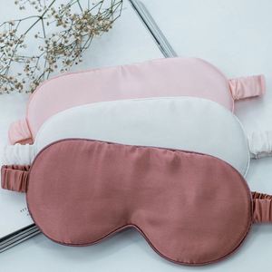 Masques de sommeil en satin soyeux, masque pour les yeux efficace pour bloquer la lumière, avec sangle élastique, respirant, pour femmes et hommes - Product Image 4