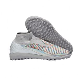 Botas de fútbol FG/TF al por mayor OEM/ODM para adultos y jóvenes, con opciones antideslizantes, ligeras y transpirables de tejido. - Product Image 3