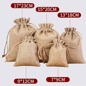 Bolsa de yute natural al por mayor con cordón para regalos navideños, bolsa de yute para cuidado corporal - Product Image 2