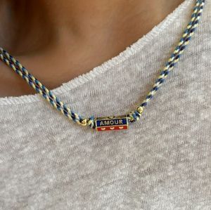 Vente en gros de cordon coloré de Bohème, collier pendentif en acier inoxydable époxy avec goutte d'huile, bijoux fantaisie gravés AMOUR HAPPY <span class=keywords><strong>LOVE</strong></span> - Product Image 3