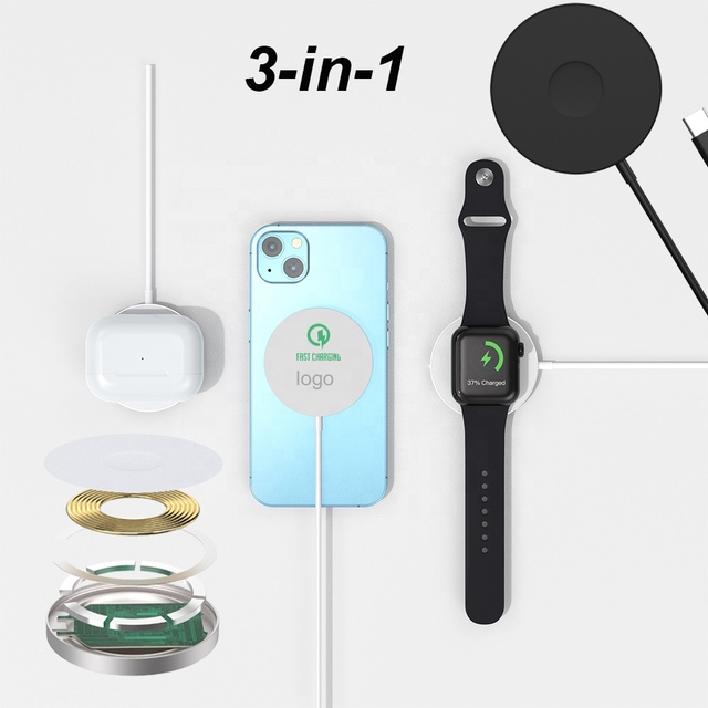 Portable 3 in 1 Magnetic Wireless Charger Earbuds Watch Smart Phone Multi-Functional Wireless Charger for iPhone iWatch AirPods
