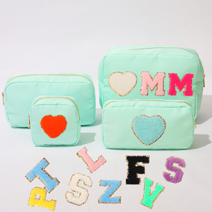 Bolsa de Cosméticos de Nylon em Cores Candy da Keymay, Bolsa de Maquiagem Personalizada em Verde Neon com Bordados - Product Image 3