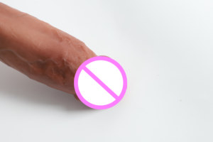 Dildo réaliste en silicone souple de 5,9 pouces, 100 % étanche, avec ventouse, pour hommes, femmes et couples - Product Image 5