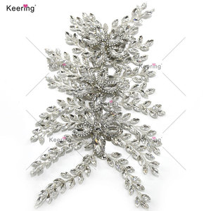 WHD-067 Keering, patchs floraux en strass pour <span class=keywords><strong>robe</strong></span> de mariée, <span class=keywords><strong>prix</strong></span> avantageux, bricolage, design en feuilles <span class=keywords><strong>d</strong></span>'alliage 3D - Product Image 1