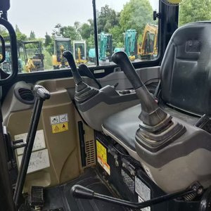 Miniexcavadora Usada Caterpillar 304 304C 304Ccr de 4 Toneladas Fabricada en Japón, Excavadora CAT 304 con Motor, Engranajes Hidráulicos, al Mejor Precio - Product Image 6