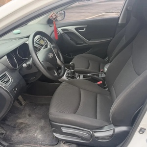 <span class=keywords><strong>Hyundai</strong></span> Elantra MD 2015 d'occasion, berline 1.6L, transmission manuelle, conduite à gauche, faible kilométrage, prix abordable - Product Image 5