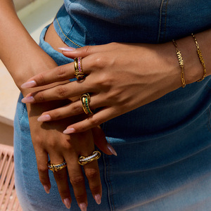 Bagues empilables colorées en CZ imperméables QISEN 2026 pour femmes, en <span class=keywords><strong>acier</strong></span> <span class=keywords><strong>inoxydable</strong></span> doré, bagues en zircon statement, bijoux - Product Image 5