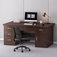 Bureau de direction brun foncé avec tiroirs verrouillables, armoire de rangement, bureau de direction en bois grainé pour le bureau à domicile