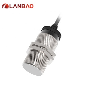 Capteur de proximité capacitif Lanbao CR30 10-30VDC 3/4 fils NPN PNP IP67 Détection à 10 mm Montage encastré Détecteur de métaux - Product Image 1