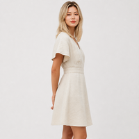 Robe mini en lin tissé écologique pour femme, col en V, devant croisé, manches courtes volantées, coupe trapèze avec poches latérales