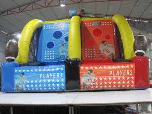 Jeu de football américain gonflable pour location commerciale lors de fêtes sportives - Product Image 1