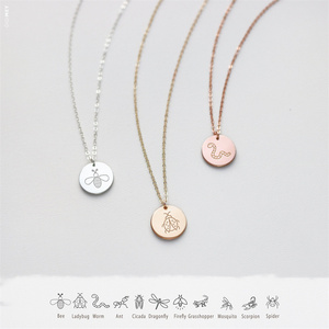 <span class=keywords><strong>Collana</strong></span> Personalizzata in Acciaio Inossidabile <span class=keywords><strong>con</strong></span> Ciondolo a Forma di Insetto, Personalizzabile <span class=keywords><strong>con</strong></span> Api, Lucciola, Farfalla, <span class=keywords><strong>Coccinella</strong></span>, Libellula, Ragno - Product Image 2