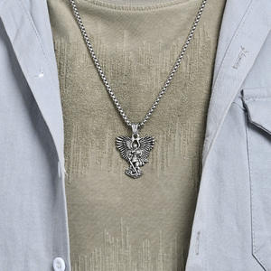 Colgante del Arcángel San Miguel, Collar de Acero Inoxidable para Hombre, Diseño de Alas, Joyería de Regalo - Product Image 2
