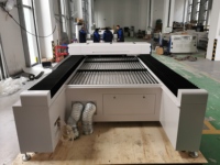 Industriële hoogwaardige gantry-type HIWIN CO2 laser snij- en graveermachine voor hout, rubber en glas