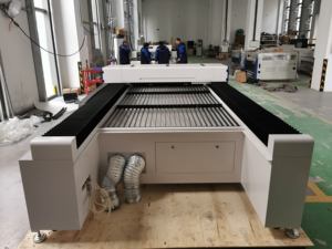 Machine <span class=keywords><strong>de</strong></span> découpe et <span class=keywords><strong>de</strong></span> gravure laser CO2 <span class=keywords><strong>de</strong></span> type portique <span class=keywords><strong>de</strong></span> haute qualité industrielle pour le bois, le caoutchouc et le <span class=keywords><strong>verre</strong></span> - Product Image 5