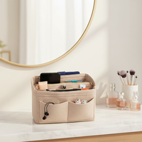 Sac de maquillage en feutre beige classique, sac de voyage, organiseur de toilette, pochette, sac à main, design classique, ensemble d'organisateurs en tissu pour le salon