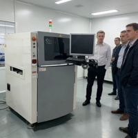 Machine 3D SPI professionnelle d'occasion à faible taux de fausses alertes, pour l'inspection de pâte à souder, avec technologie de profilométrie par déphase et pompe à moteur KY8030-2