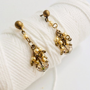 Boucles d'oreilles en cristal faites à la main, pour le bonheur - Product Image 1