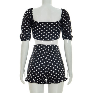 Ensemble 2 pièces mignon à pois : Crop top sexy imprimé à lacets et short moulant froncé - Product Image 6