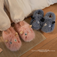 Pantoufles en peluche automne-hiver 2026, design animalier mignon de dessin animé, décontractées, chaudes et douillettes pour l'intérieur
