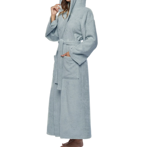 Peignoir éponge 100% coton confortable pour enfants taille personnalisée longueur au genou dessin animé Spa conception capuche caractéristiques thermiques ODM pour garçons filles - Product Image 4