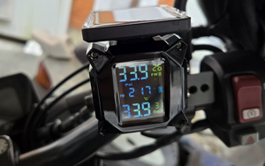 Monitor Tekanan dan Suhu Ban Motor Solar TPMS Tanpa Pemrograman, Pemasangan Mudah dengan <span class=keywords><strong>Alarm</strong></span> Abnormal dan Penahan Anti Maling - Product Image 4