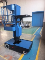 Plateforme de travail aérienne HELI 300 kg, hauteur de travail 5 mètres 6 mètres, élévateur à mât vertical autopropulsé, mini-pickeur automatique autopropulsé