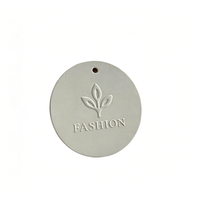 Etichette Pendenti Goffrate dal Design Semplice, Personalizzate e Stampate, Ecologiche, in Cartoncino Opaco per Branding di Abbigliamento, Vendita all'Ingrosso