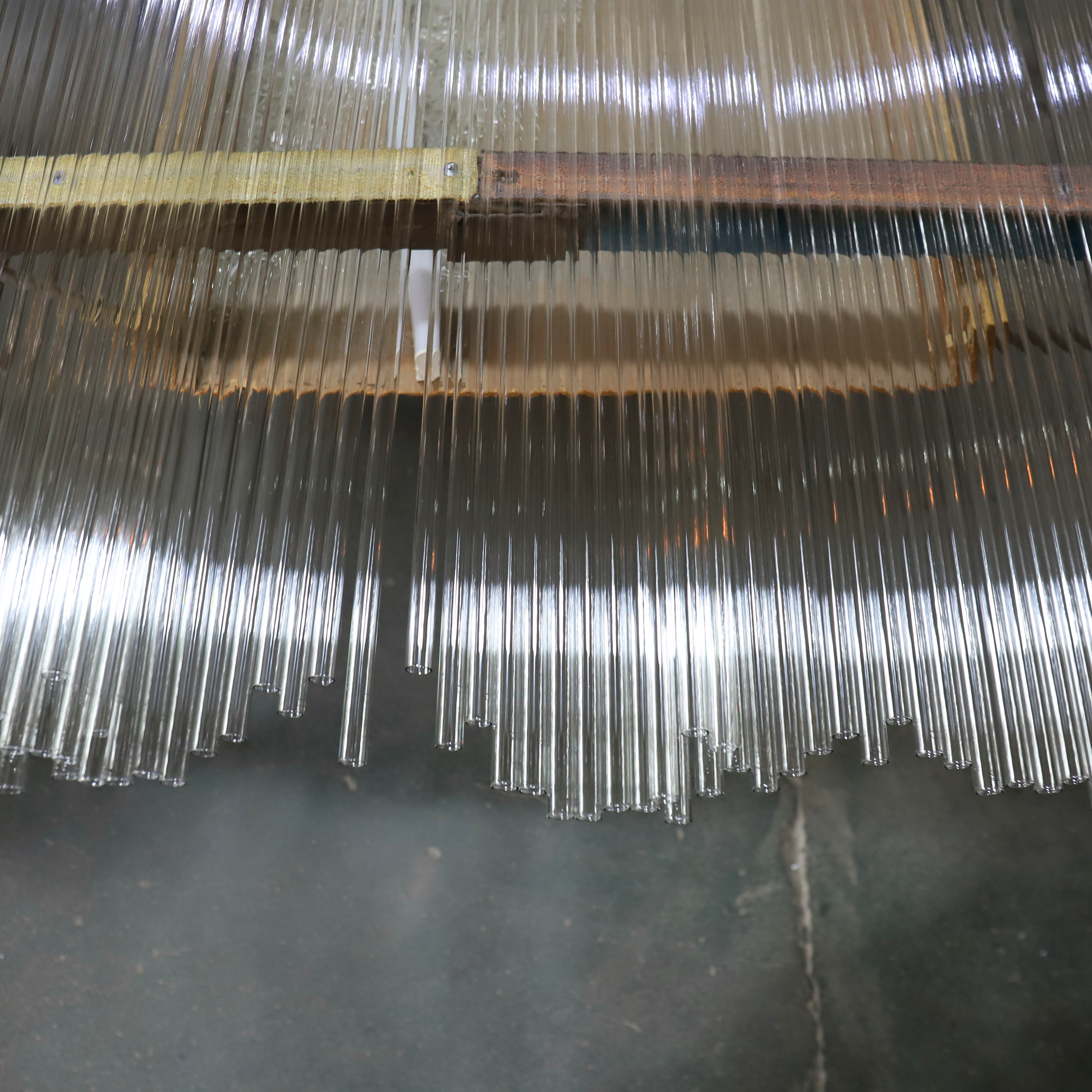 Производство, лидер продаж, прозрачная труба из боросиликатного стекла с низким содержанием COE 7,0