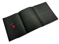 Carnet à couverture souple avec reliure cousue, impression numérique à dorure mate tricolore, papier cartonné fantaisie spécial pour l'art