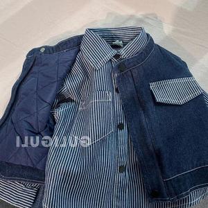 Veste d'automne et d'hiver pour garçons, doublure en laine épaissie, ensemble de vêtements pour enfants à rayures cool et à la mode - Product Image 2