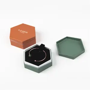 Juegos de impresión de logotipo de diseño personalizado SCHMUCK Lashes joyera crema redonda para el cuidado de la piel caja de papel cosmética vacía embalaje de joyería