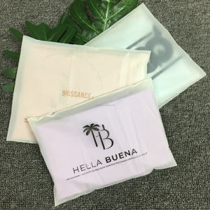 Sacs en <span class=keywords><strong>film</strong></span> de dégradation complète PLA + PBAT personnalisés sacs postaux <span class=keywords><strong>polly</strong></span> personnalisés pour vêtements - Product Image 4