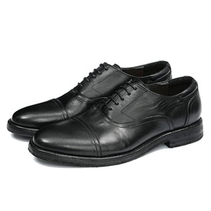 Zapatos de Cuero Italiano de Alta Gama para Hombre, Diseño de Tres Punteras, Formales de Negocios, Transpirables, con Cierre de Cordones para Primavera/Verano - Product Image 1