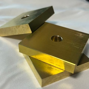 เครื่องซักผ้าทองเหลืองสลักตกแต่ง - Product Image 1