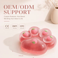 Jouet Squishy Patte de Chat Fraise Réaliste en TPR, Super Doux, Anti-Stress, Balle à Presser pour l'Anxiété et le TDAH