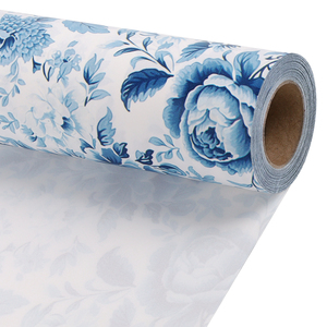 Papier d'emballage floral en porcelaine bleue et blanche chinoise, imprimé de roses à l'encre de soie pour emballage cadeau de style oriental - Product Image 6