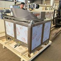 Friteuse à gaz électrique automatique pour mélanger et décharger les pois de cacahuètes Friteuse à frites et chips de pommes de terre