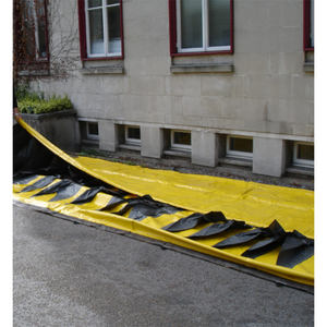 Barrière d'eau auto-gonflante en <span class=keywords><strong>PVC</strong></span>, rapide et portable, 360 pouces de long x 20 pouces de large, pour le déviation des inondations dans les rivières - Product Image 2