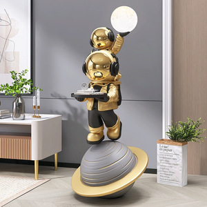 Base Decorativa con Astronauta de Fibra de Vidrio y Luz Nocturna, Escultura Creativa para Decoración del Hogar - Product Image 1