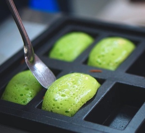 Máy Làm <span class=keywords><strong>B</strong></span>ánh Kue Thương Mại Chạy Điện Máy Làm <span class=keywords><strong>B</strong></span>ánh Roti Balon Máy Làm <span class=keywords><strong>B</strong></span>ánh Hạnh Nhân Pháp Chạy Điện Để <span class=keywords><strong>B</strong></span>án - Product Image 5