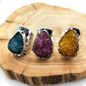 卸売シルバーメッキ天然瑪瑙ドルジーリングマルチカラーシルバーリングフリーフォームブリリアントドルーシージェムストーンジオードジュエリーリング - Product Image 2