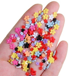 200 Piezas de Adornos de Uñas con Perlas de Acero Mini Mixtas, Cuentas de Resina Acrílica Blanca y Rosa, Flores 3D para Decoración de Uñas - Product Image 4