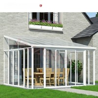 Solarium extérieur écologique en verre avec structure en alliage d'aluminium, autoportant et mural, pour extension de maison ou hôtel.