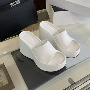Sandales compensées à plateforme pour femme, nouvelle mode estivale, style tout-en-un, à bout ouvert et bride unique, pour la plage - Product Image 6