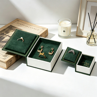 Boîte à bijoux vintage en forme de livre, petite boîte à bagues, étui de rangement pour pendentifs, emballage doublé de velours, souvenir, vente en gros, fabricant