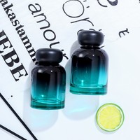 Diffuseur en verre carré de luxe moderne Capuchon en bambou sérigraphié Bouteilles vides de parfum de parfum de 100ml/150ml pour cosmétique