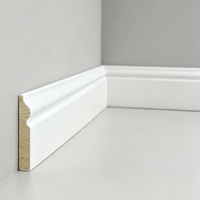 Plinthe en bois au design moderne 80*12*2440mm, vente en gros d'usine, plinthe blanche apprêtée pour la rénovation d'hôtels et d'appartements