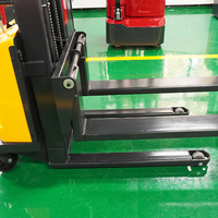 2-Tonnen Kleiner Selbstladender Stapler Tragbarer Mini Halbelektrischer Hubstapler
